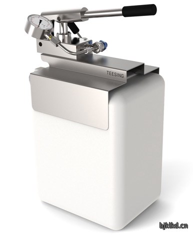 Hand fill pump render