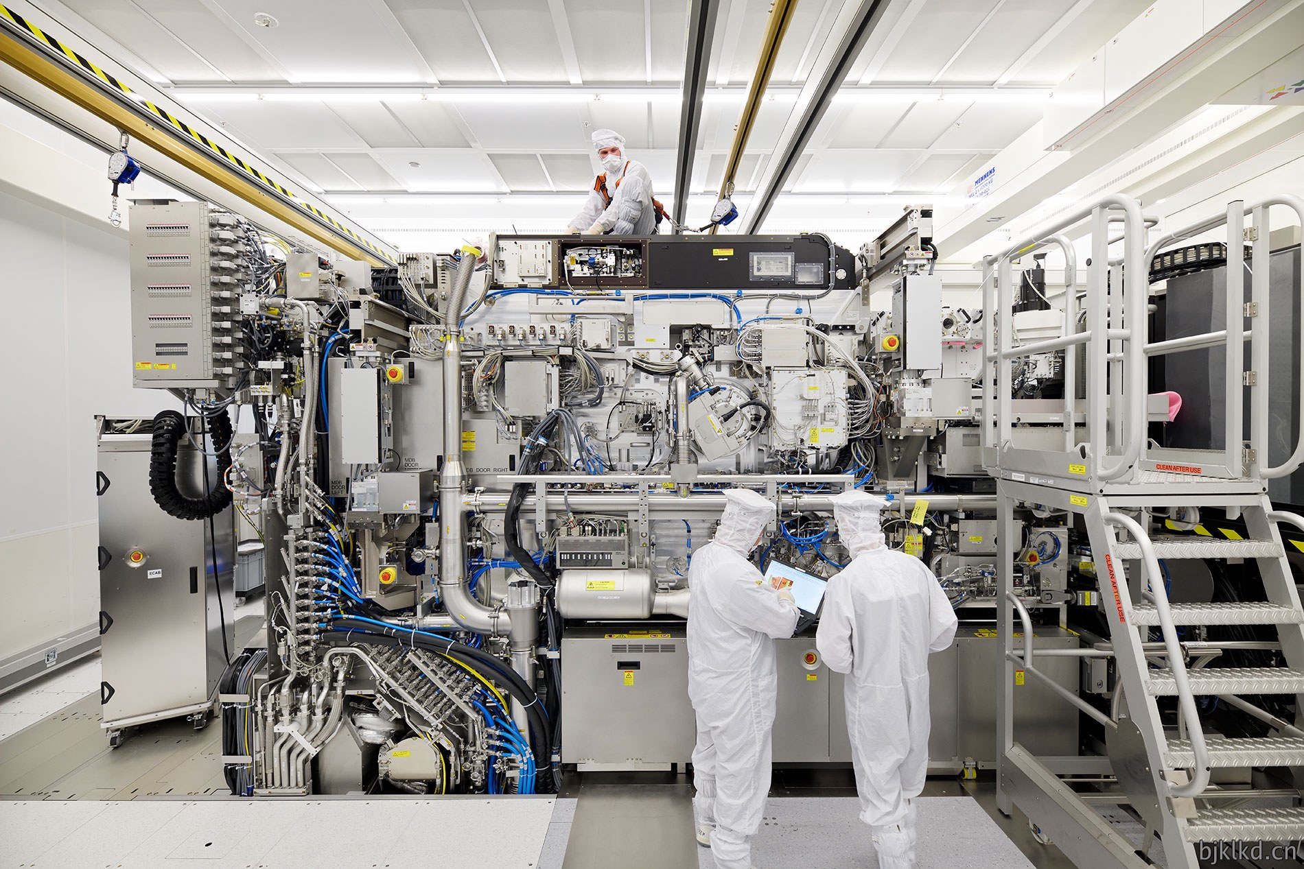 With ASML, Bjklkd has a partnership that goes back decades.